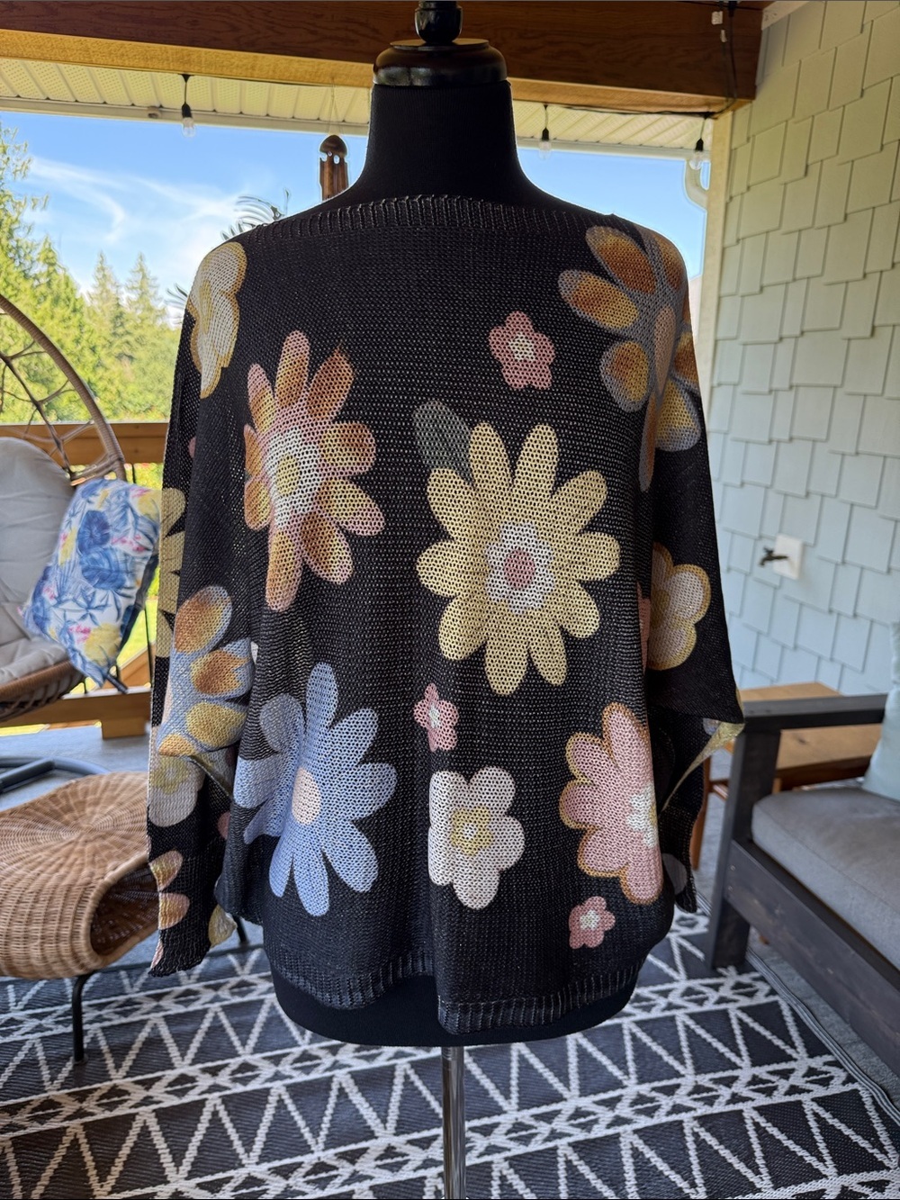 Moda Elegante | Daisy 🌼 Print Sweater
